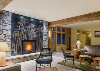 Canyon Lodge & Cabins - Inside the Park hotel thumbnail 5