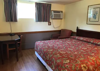 Royal Inn Motel hotel thumbnail 4