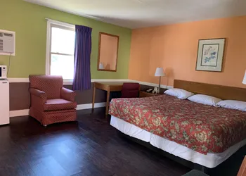 Royal Inn Motel hotel thumbnail 5