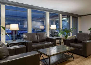 Ramada by Wyndham Juneau hotel thumbnail 6