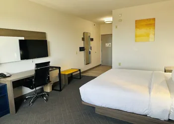 Comfort Inn & Suites Wylie hotel thumbnail 3