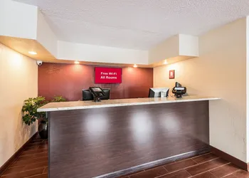 Red Roof Inn Marion, IN hotel thumbnail 3