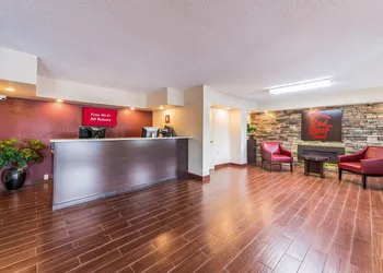 Red Roof Inn Marion, IN hotel thumbnail 5