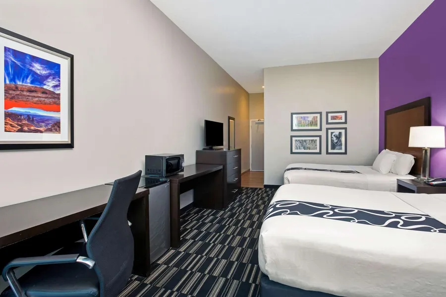 La Quinta Inn & Suites by Wyndham Cedar City hotel detail image 6
