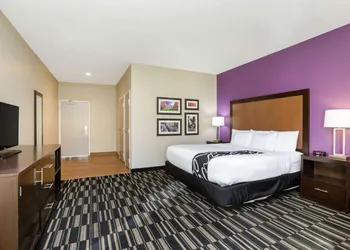 La Quinta Inn & Suites by Wyndham Cedar City hotel thumbnail 7