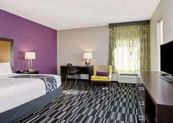 La Quinta Inn & Suites by Wyndham Cedar City hotel thumbnail 8