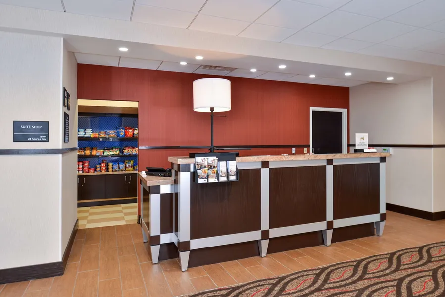 Hampton Inn & Suites California University-Pittsburgh hotel detail image 2