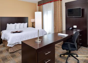 Hampton Inn & Suites California University-Pittsburgh hotel thumbnail 6
