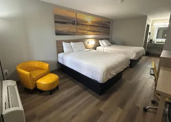 Days Inn by Wyndham Royston hotel thumbnail 7
