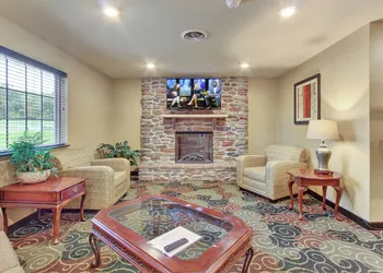 Cobblestone Hotel & Suites - Waynesboro hotel thumbnail 2