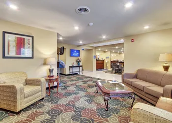Cobblestone Hotel & Suites - Waynesboro hotel thumbnail 3