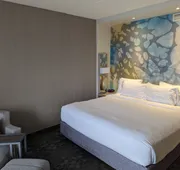 Courtyard by Marriott Holland Downtown hotel detail image 5