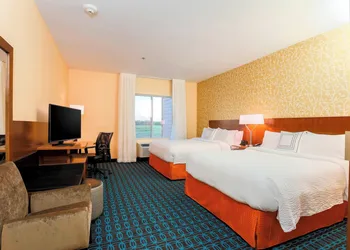 Fairfield Inn & Suites Pleasanton hotel thumbnail 7