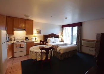Executive House Suites Hotel & Conference Centre hotel thumbnail 5