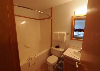 Executive House Suites Hotel & Conference Centre hotel thumbnail 8