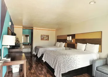 Scottish Inns & Suites Shenandoah Woodlands Mall hotel thumbnail 6