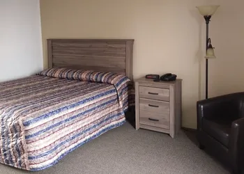 Driftwood Motel hotel thumbnail 4