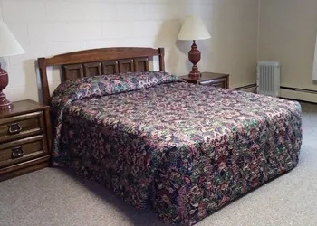 Driftwood Motel hotel thumbnail 7