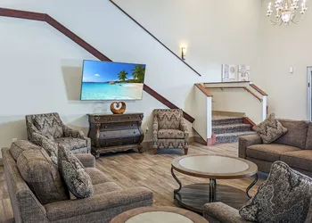 Estherville Hotel & Suites hotel thumbnail 3