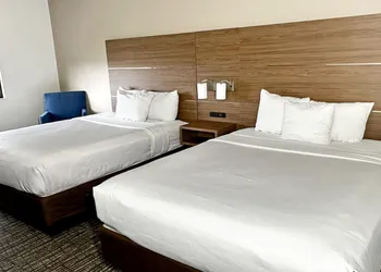 Estherville Hotel & Suites hotel thumbnail 6