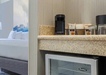 Courtyard by Marriott Pittsburgh Downtown hotel thumbnail 5