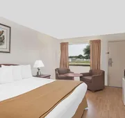 Courtyard Hotel & Event Center hotel detail image 4