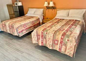 Mustang Motel hotel thumbnail 5