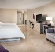 DoubleTree by Hilton Grand Hotel Biscayne Bay hotel detail image 5