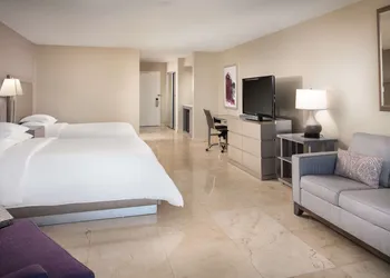 DoubleTree by Hilton Grand Hotel Biscayne Bay hotel thumbnail 5