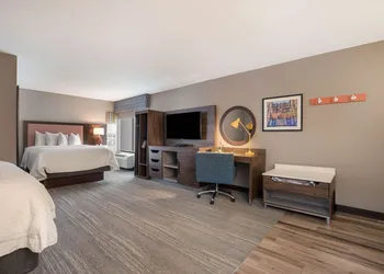Hampton Inn Princeton hotel thumbnail 7
