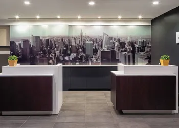 Courtyard by Marriott New York Manhattan/Times Square hotel thumbnail 6