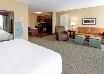 Grandstay Hotel And Suites Morris hotel thumbnail 5
