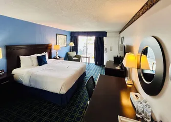 Hospitality Inn hotel thumbnail 7