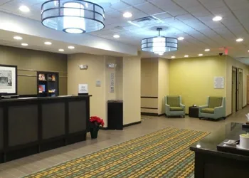 Hampton Inn & Suites Parkersburg Downtown hotel thumbnail 2