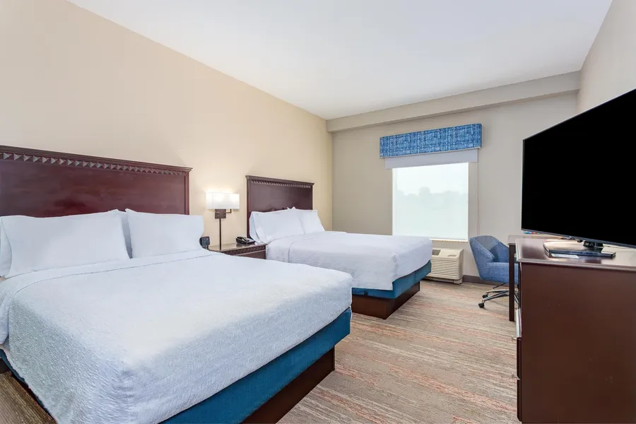 Hampton Inn & Suites Parkersburg Downtown hotel detail image 6