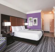 La Quinta Inn & Suites by Wyndham Dublin - Pleasanton hotel detail image 4