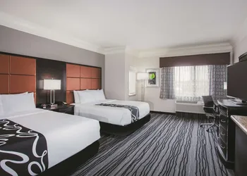 La Quinta Inn & Suites by Wyndham Dublin - Pleasanton hotel thumbnail 5