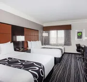 La Quinta Inn & Suites by Wyndham Dublin - Pleasanton hotel detail image 7
