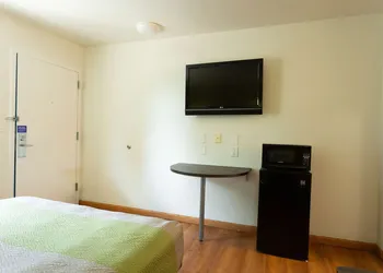 Motel 6 Camp Springs, DC - South Camp Springs hotel thumbnail 6
