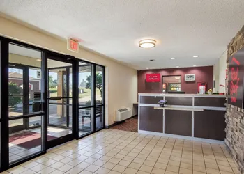 Red Roof Inn Shelbyville hotel thumbnail 4