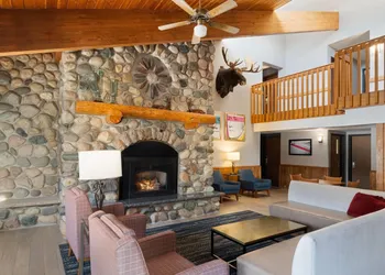 AmericInn by Wyndham Tofte Near Lake Superior hotel thumbnail 3