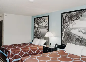 Wrangler Hotel hotel thumbnail 5