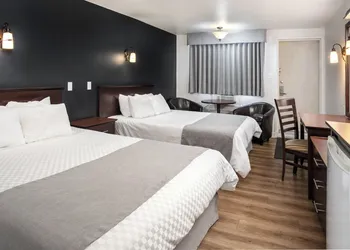 Hotel Marineau La Tuque Centre hotel thumbnail 4