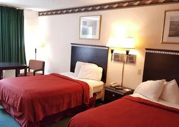 Red Carpet Inn & Suites hotel thumbnail 6