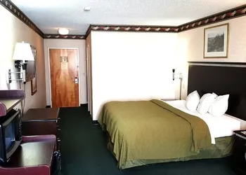 Red Carpet Inn & Suites hotel thumbnail 7