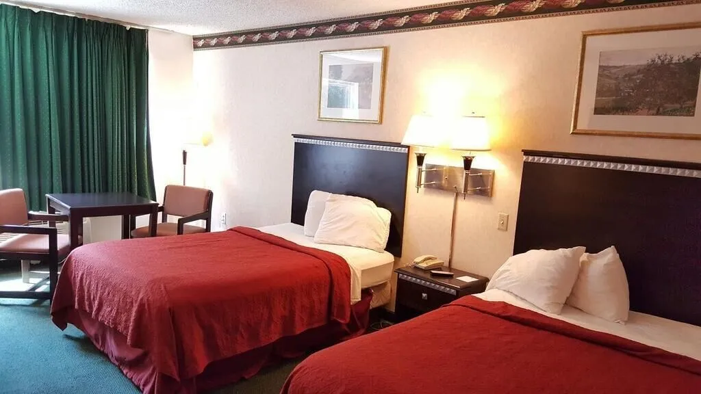 Red Carpet Inn & Suites hotel detail image 6