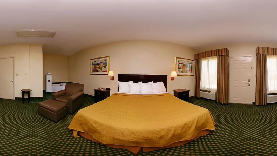 Econo Lodge Inn & Suites Philadelphia MS hotel detail image 6