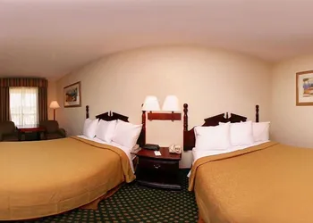 Econo Lodge Inn & Suites Philadelphia MS hotel thumbnail 7