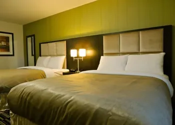 Stoughton Western Star Inn & Suites hotel thumbnail 5