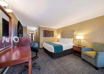 Best Western Voyageur Place Hotel hotel thumbnail 5